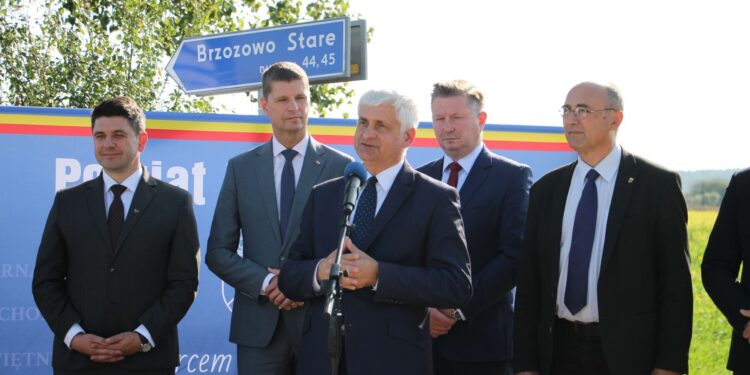 Wyremontowana droga Brzozowo Stare - Brzozowo Panki