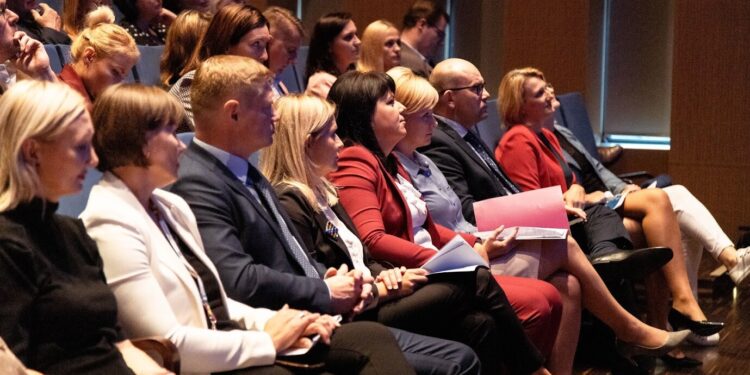 Wsparcie dla firm z funduszy europejskich