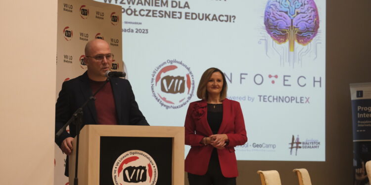 Sztuczna inteligencja zmieni edukację