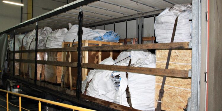 Przewozili odpady bez zezwolenia