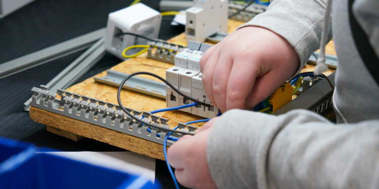 Centrum Kształcenia Zawodowego przy ZSE