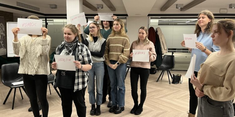 Wsparcie psychologiczne na dziecięcej onkologii w UDSK w Białymstoku