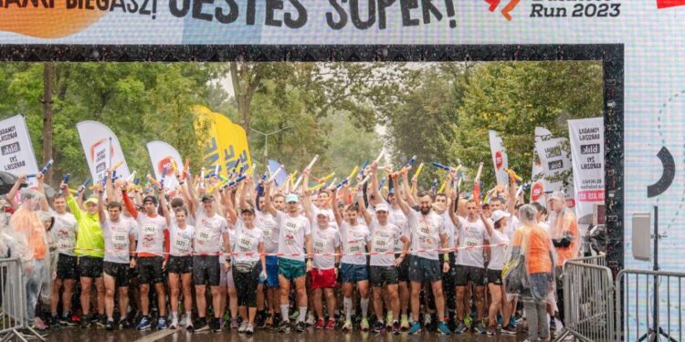 Drużynowy bieg w szczytnym celu w Krakowie