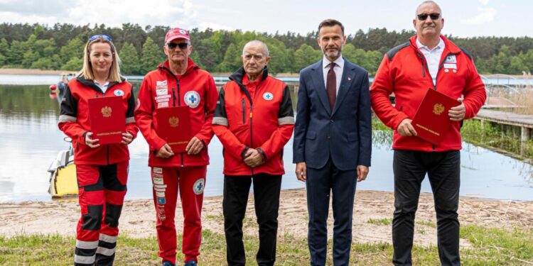 Bezpieczniej nad wodą