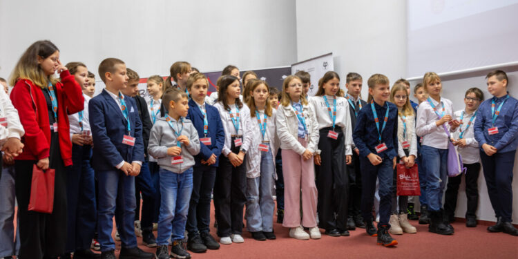 Zakończenie roku akademickiego Podlaskiego Uniwersytetu Dziecięcego