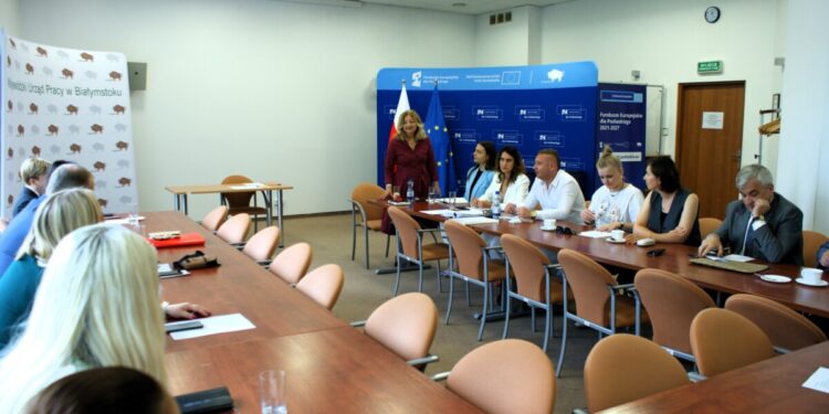 Kolejne posiedzenie Wojewódzkiej Rady Rynku Pracy w Wojewódzkim Urzędzie Pracy w Białymstoku