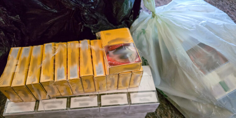 Ponad 700 paczek nielegalnych papierosów nie trafiło na rynek