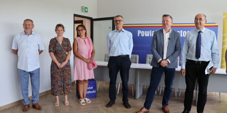 Nowy budynek starostwa został oficjalnie odebrany