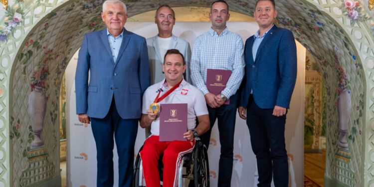 Nagroda dla Rafała Czupera