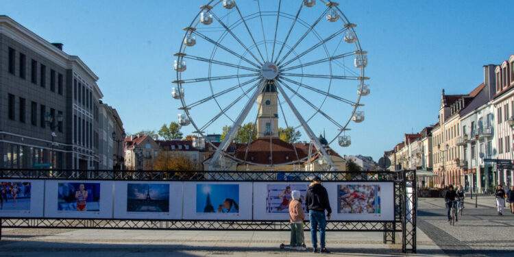Wystawa fotografii na Rynku Kościuszki