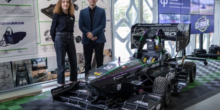 Studenckie koła naukowe z trzech uczelni działających w Politechnicznej Sieci VIA CARPATIA spotkają się w Politechnice Białostockiej