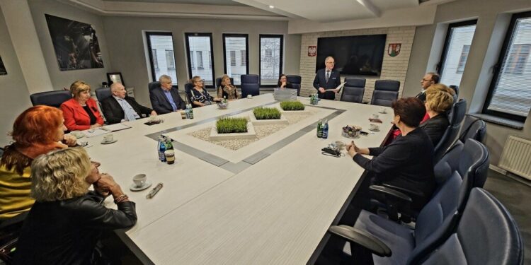 Spotkanie nowej i ustępującej Suwalskiej Rady Seniorów