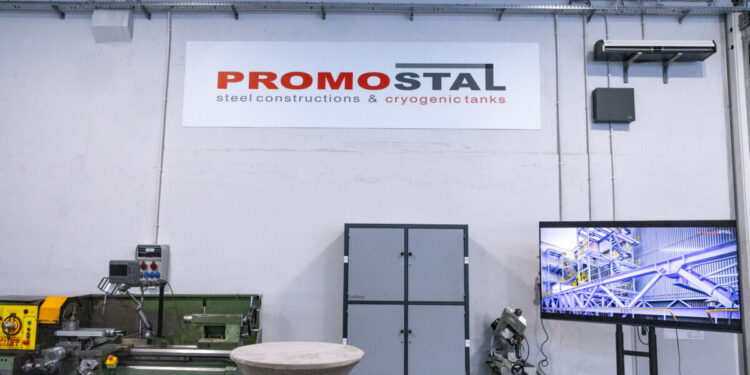 Nowoczesna pracownia dydaktyczna w firmie Promostal