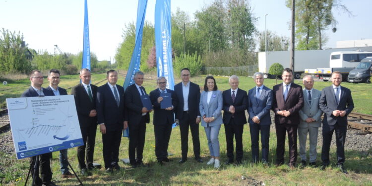 Podpisanie umowy z wykonawcą prac na trasie Łomża – Śniadowo – Łapy