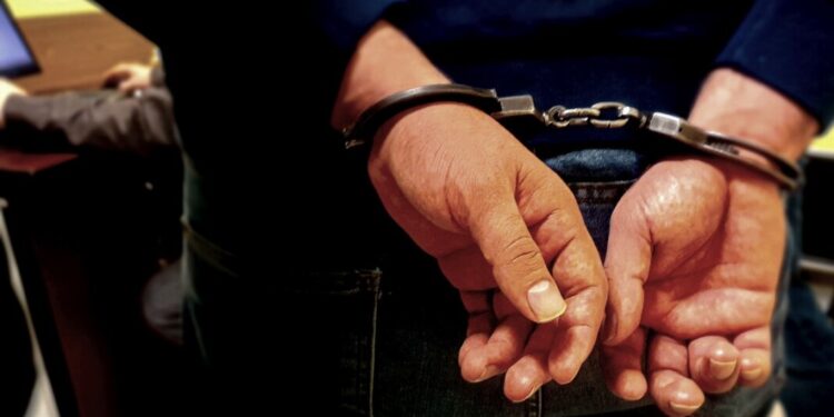 Złodziej okazał się poszukiwany