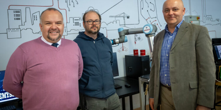 2025-05-20-Otwarcie-Laboratorium-Przemysłowej-Autonomizacji-i-Cyfrowej-Produkcyjna-WE-fot-Dariusz-Piekut-PB