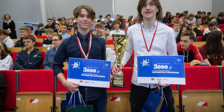 2025-05-21-Finał-konkursu-Matematyka-Stosowana-fot-Dariusz-Piekut-PB