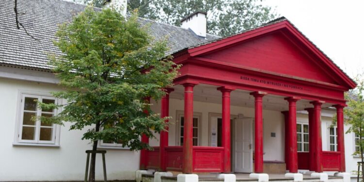 plenerowy spektakl muzyczny w Krasnogrudzie