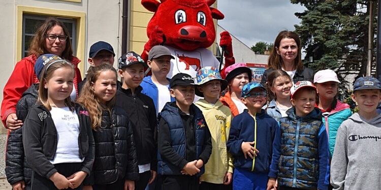 Feeria kolorów, muzyka i marsz ulicami miasta