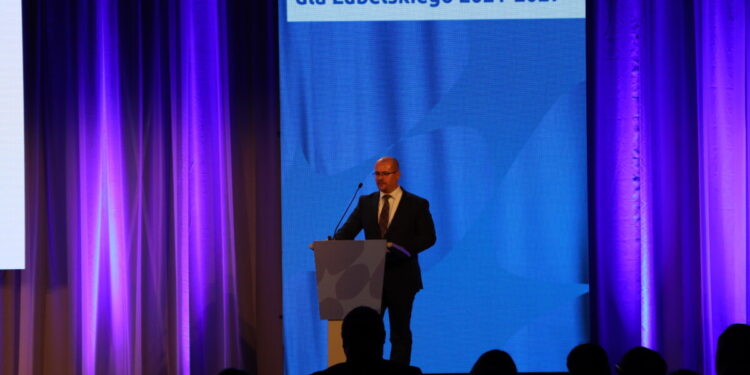 Sekretarz powiatu prelegentem na konferencji dotyczącej ustawy wdrożeniowej dla unijnej perspektywy finansowej na lata 2021-2027