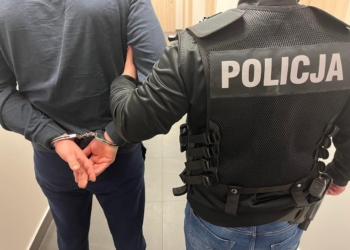 POLICJANCI ZATRZYMALI ZŁODZIEI SAMOCHODÓW