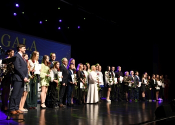 „Kulturalne” nagrody i stypendia