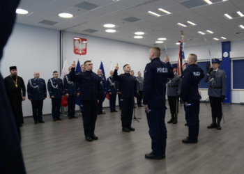 NOWI FUNKCJONARIUSZE W SZEREGACH PODLASKIEJ POLICJI