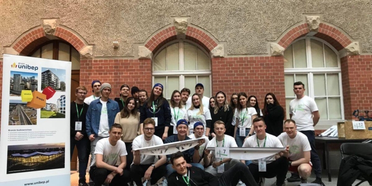 Konkurs budowy mostów, archiwum Studenckiego Koła Naukowego Con-Krecik