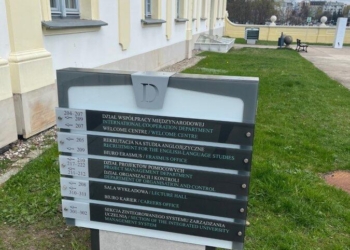 Zakończono rozbudowę dwujęzycznego oznakowania UMB