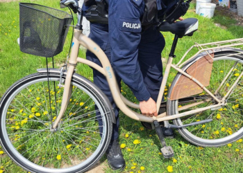POLICJANCI ODZYSKALI SKRADZIONY ROWER