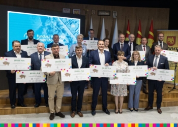 Samorząd województwa przekazał ponad 5 mln zł dla gmin z powiatów sokólskiego i monieckiego