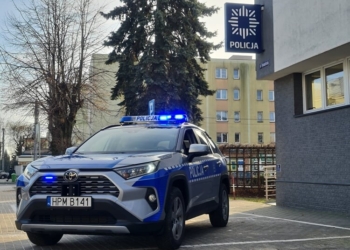 PIES UGRYZŁ MĘŻCZYZNĘ W RĘKĘ