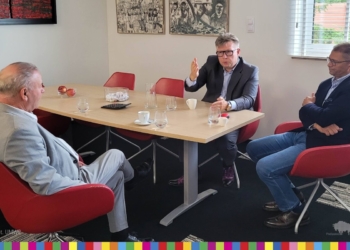 Wicemarszałek z wizytą w lokalnej firmie