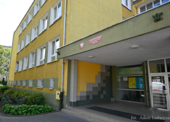 IV LO w Białymstoku otrzymało dofinansowanie na utworzenie wirtualnej strzelnicy