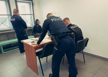 POSZUKIWANY LISTEM GOŃCZYM WPADŁ, BO UKRADŁ AKUMULATOR