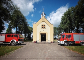 Nowy wóz strażacki w jednostce OSP Koce Borowe w gminie Rudka