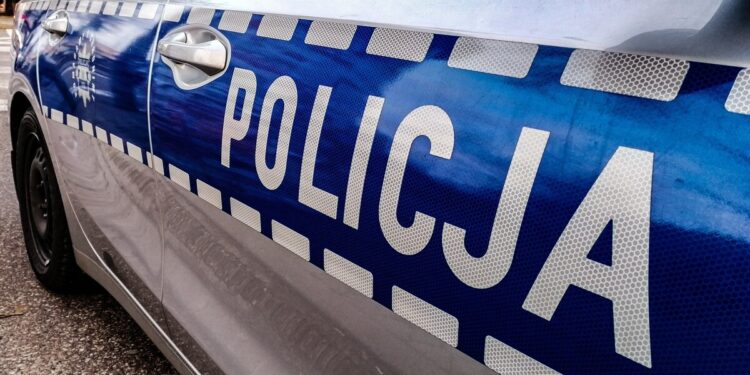 Policja POLICJANCI ZATRZYMALI SZEŚĆ OSÓB POSZUKIWANYCH