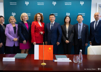 Politechnika Białostocka podpisała umowę o programie wymiany studenckiej z Tianjin Chengjian University.