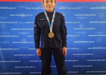 Łomżyńska policjantka na podium w zawodach MMA