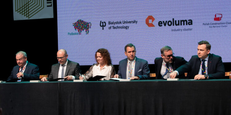 Sieć Otwartych Innowacji Województwa Podlaskiego powołana podczas konferencji Politechniki Białostockiej