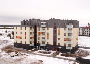 Otrzymali klucze do mieszkań w Suwałkach