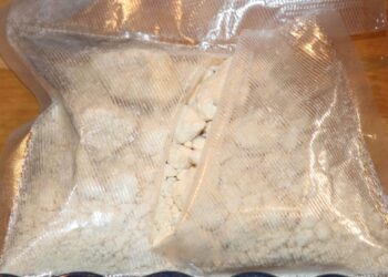 SUWALSCY POLICJANCI PRZEJĘLI PONAD PÓŁ KILOGRAMA AMFETAMINY