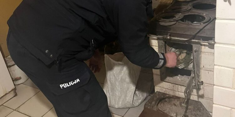 Mundurowi pomogli samotnemu 67-latkowi