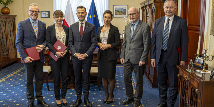 Wojewoda powołał nowych konsultantów wojewódzkich