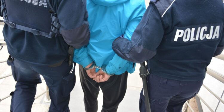 OKRADAŁA W CZASIE PRZERWY