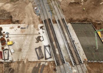 Tunel gotowy, Trasa Wschodnia zgodnie z harmonogramem