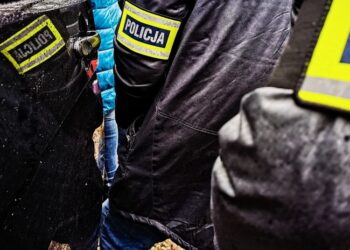 ZNĘCAŁ SIĘ NAD ŻONĄ, ZOSTAŁ ZATRZYMANY