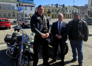 Motorem przez Suwałki