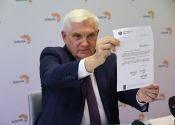 Prezydent apeluje do marszałka w sprawie Krywlan