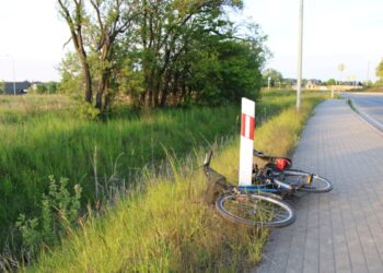 POSZUKIWANY NIELETNI Z KRADZIONYM ROWEREM